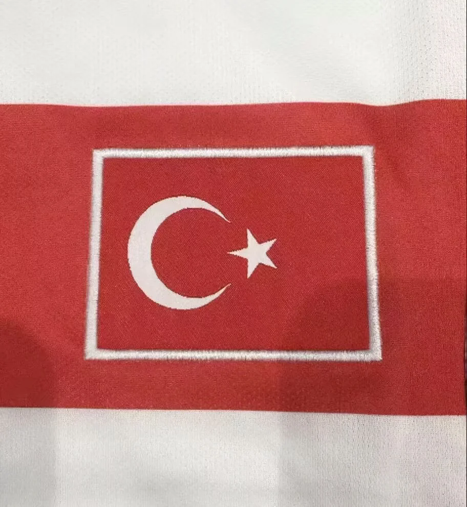 Turquia 2002 Fora