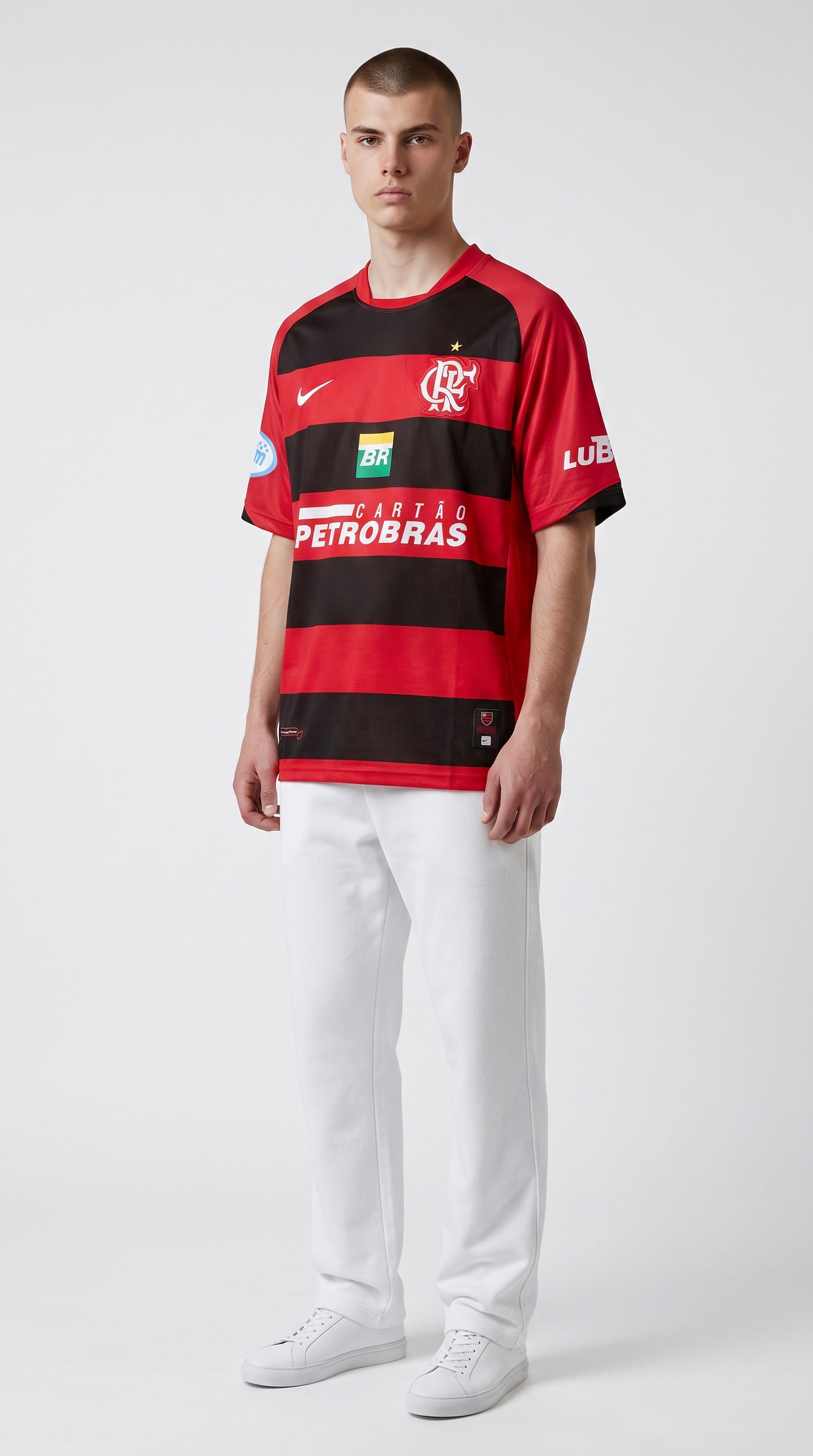 acervo-generated:34:6678a3:flamengo-2006-07-casa-192828454