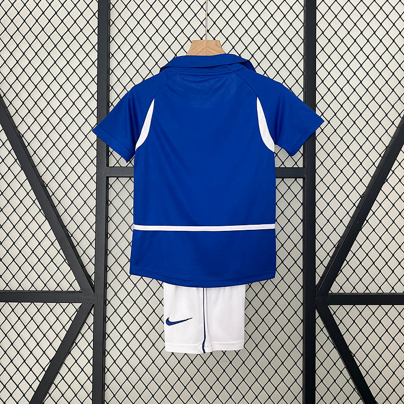 Brasil 2002 Fora Infantil