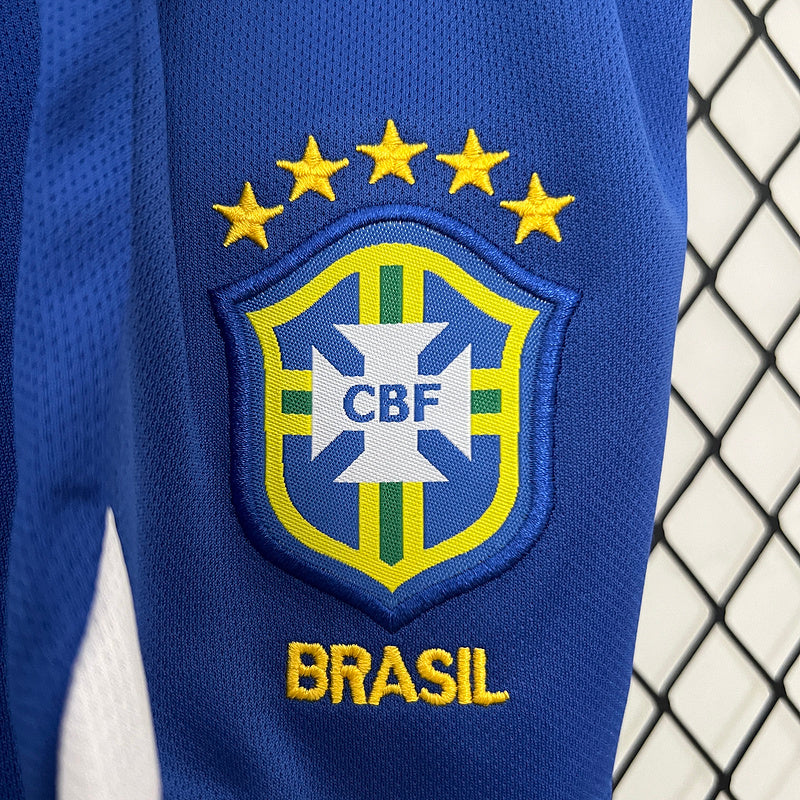 Brasil 2004 Casa Infantil