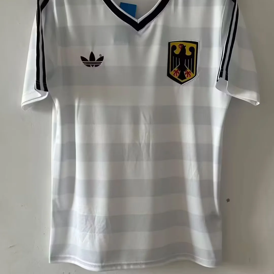 Japão 1984 Fora