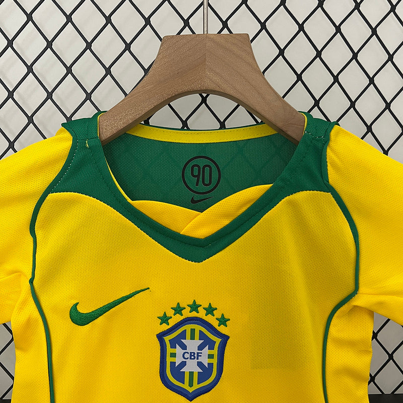 Brasil 2004 Casa Infantil
