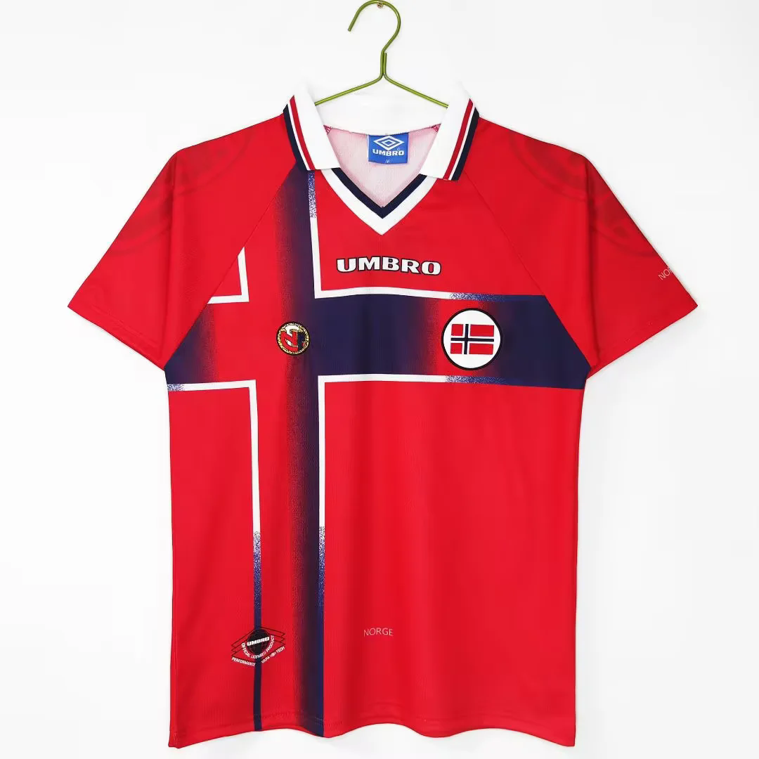Noruega 1997-98 Casa