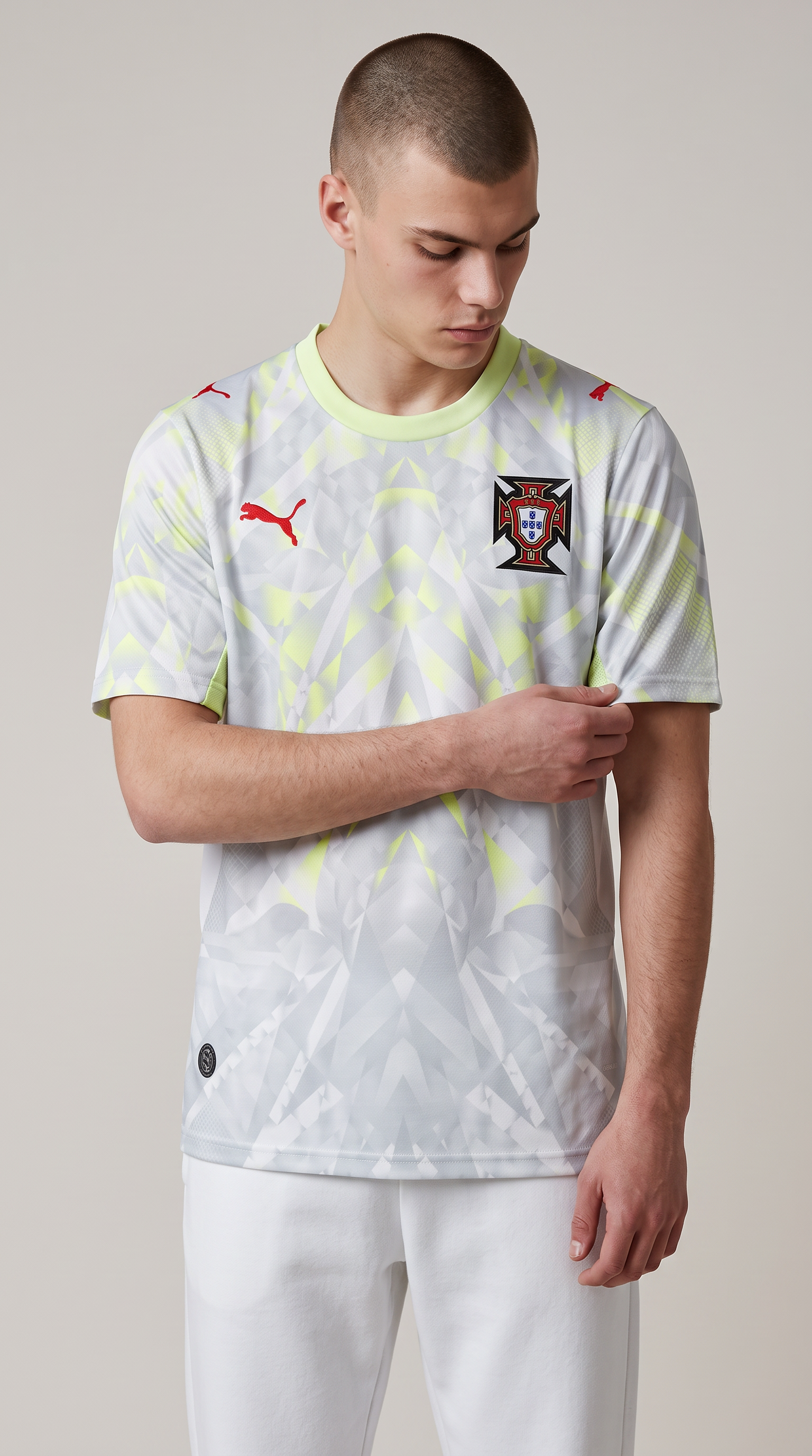 acervo-generated:lifestyle:f12b14:portugal-2026-goleiro-244081395