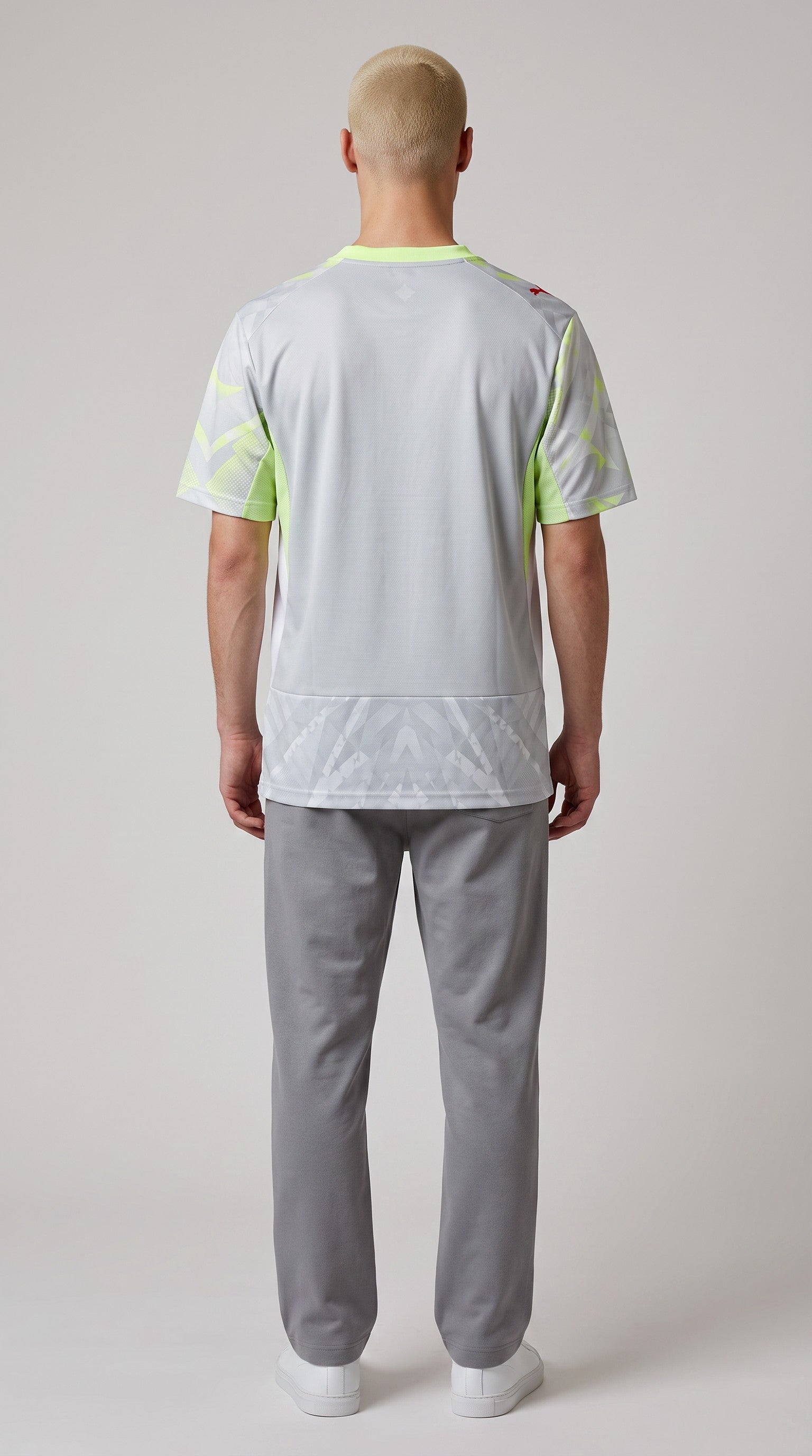 acervo-generated:back:f12b14:portugal-2026-goleiro-244081395